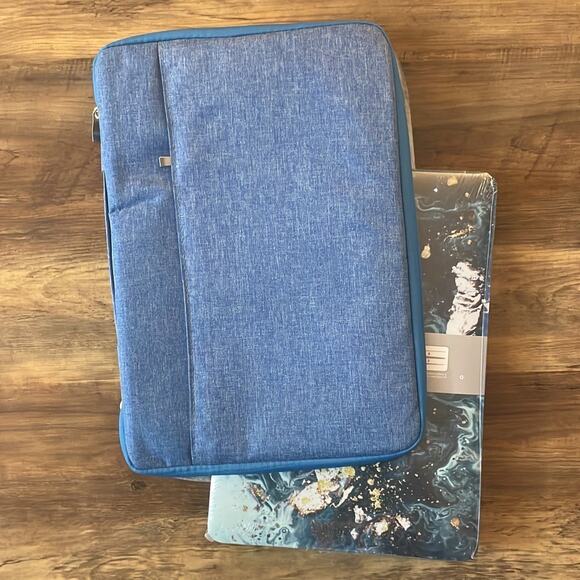 MacBook Air 13” 2010-2017 blue soft case with hardshell - Picture 3 of 5